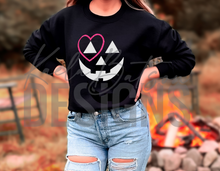 Load image into Gallery viewer, Pumpkin Lover Face - Gildan Sweatshirt
